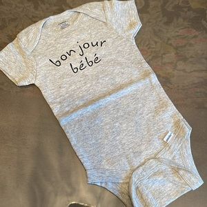 NWOT Gerber’s 3-6 Month Onesie with Handcrafted “bon jour bebe”